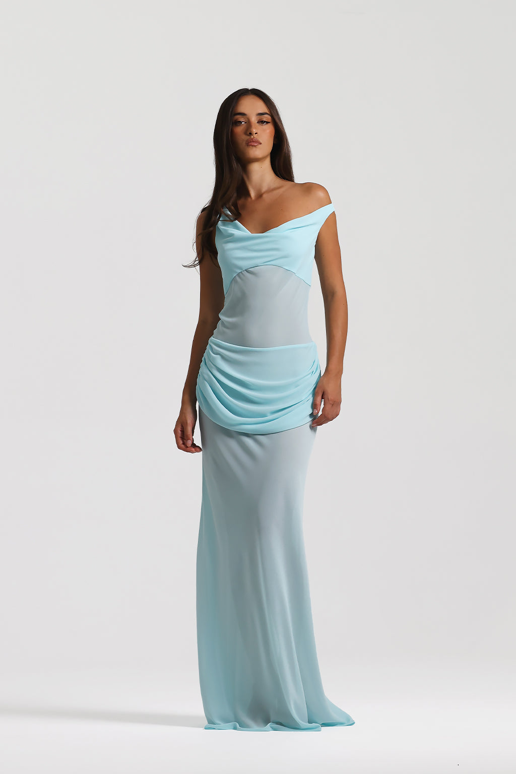 Èliane – Off-Shoulder Georgette Gown