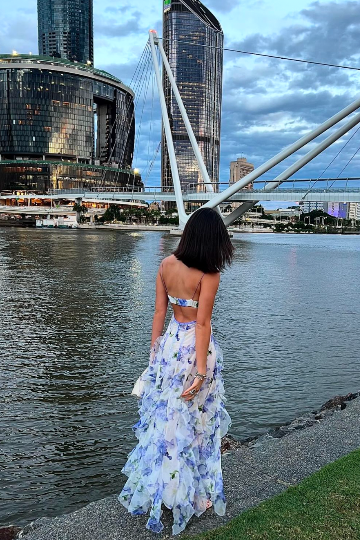 Élina – Ruffle Strap Floral Maxi